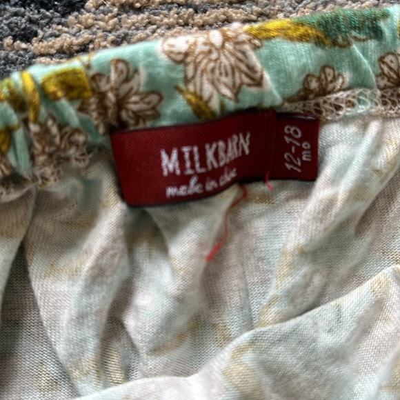 Milk barn bamboo set 12-18mo - Picture 3 of 5